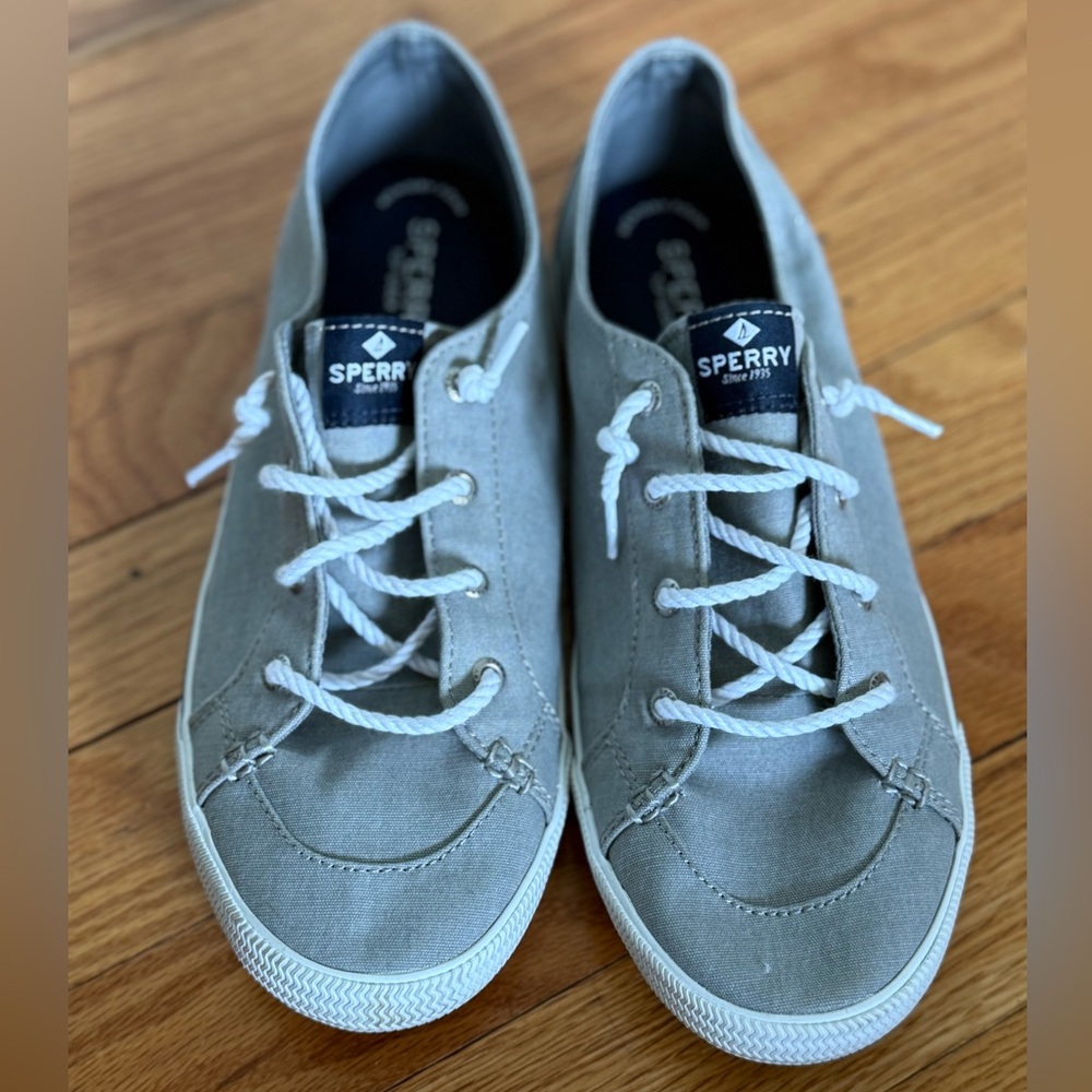 Sperry Light Gray Canvas Shoes- like new
